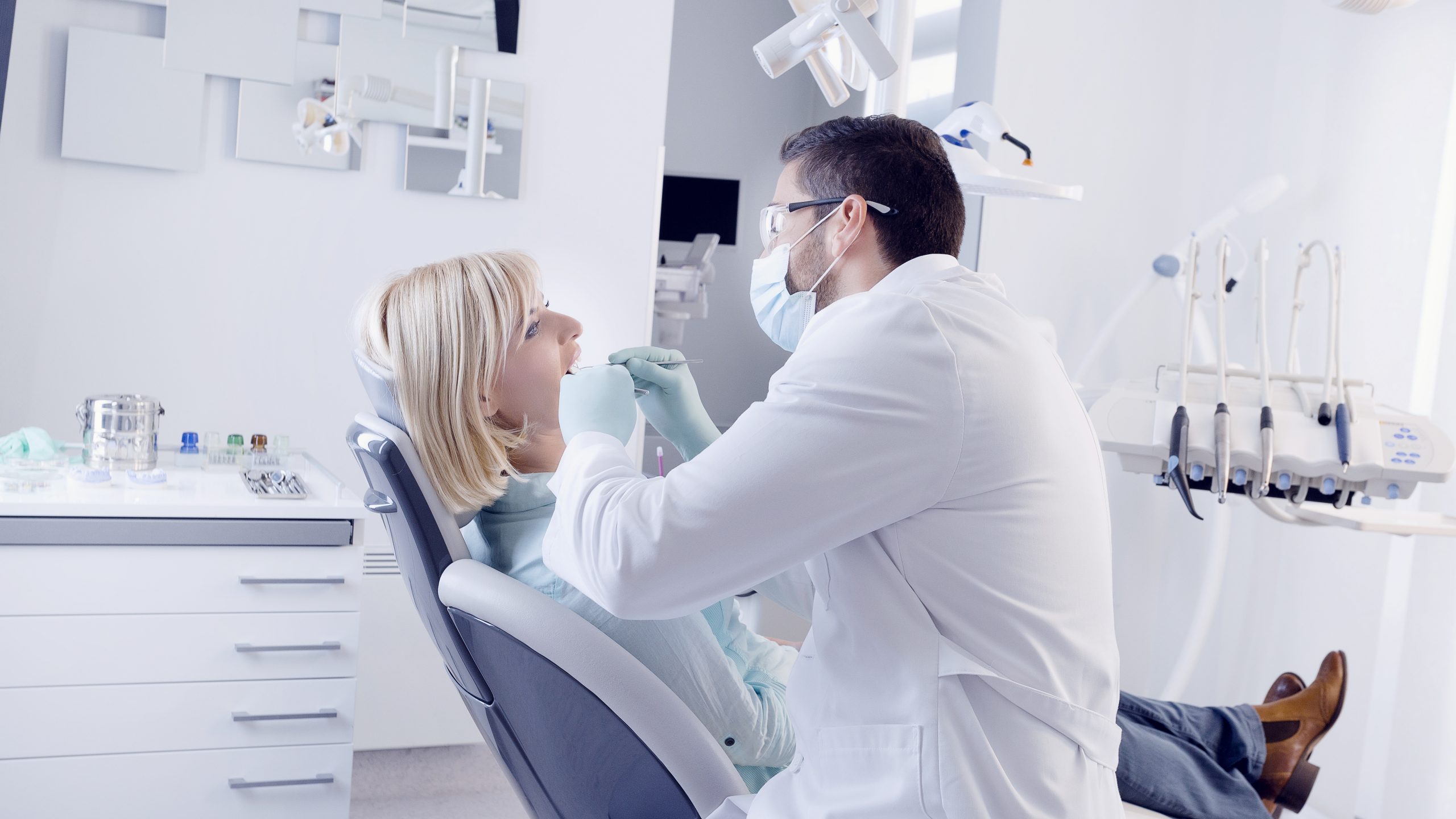 Dentist in Utica, KY